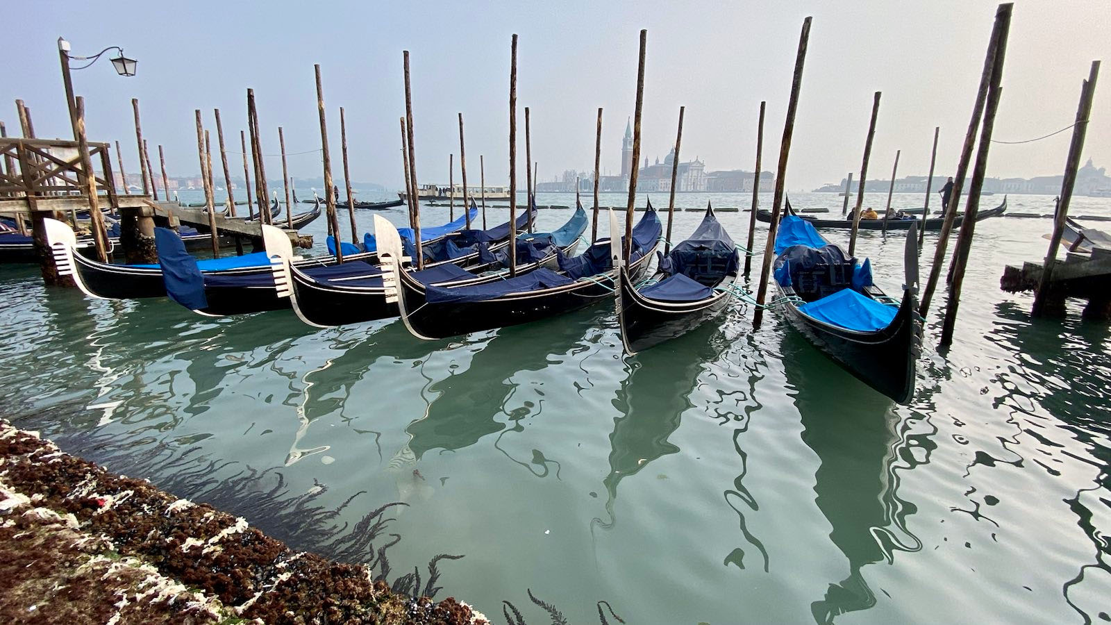 Gondeln in Venedig, Italien