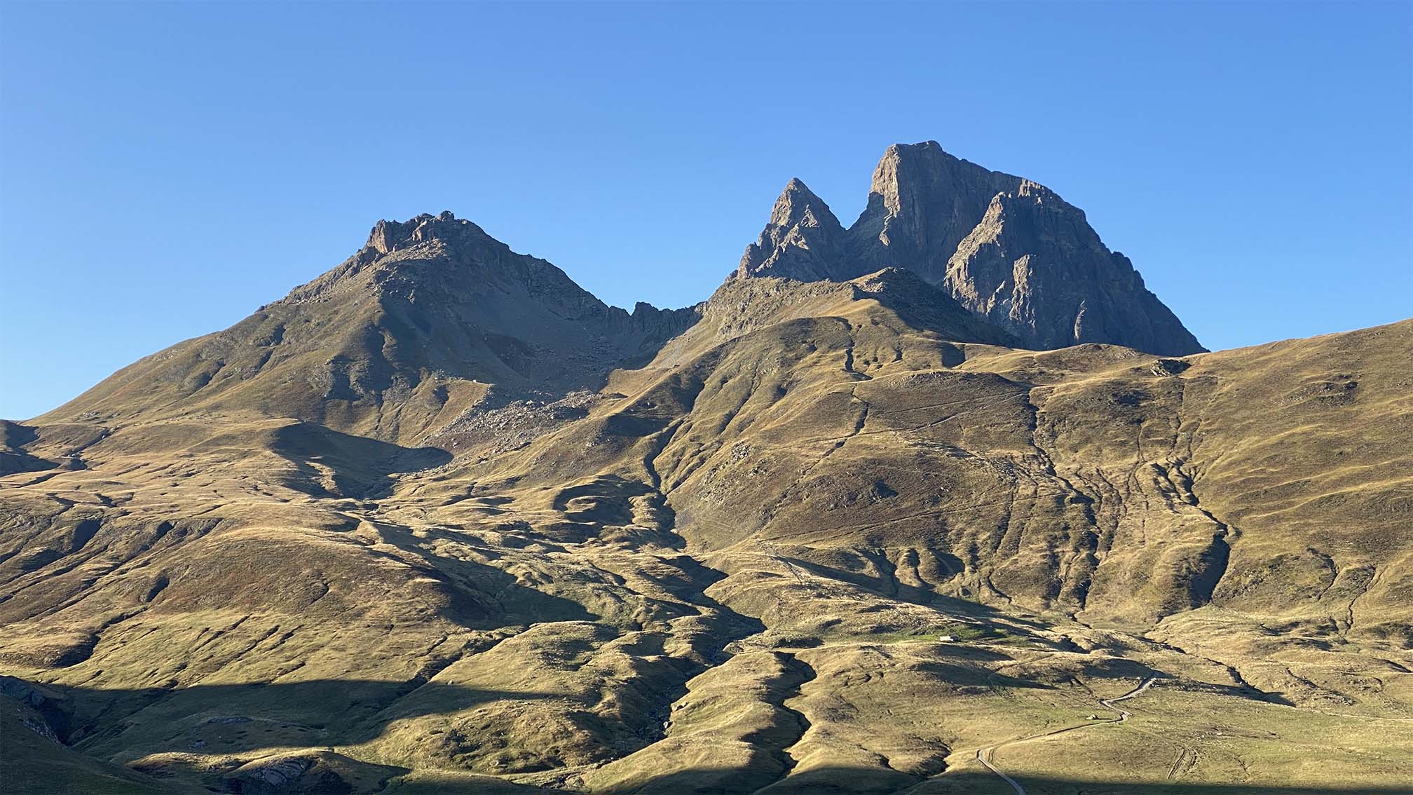 Pic du Midi d’Ossau in den Pyrenäen Pic du Midi d’Ossau in den Pyrenäen