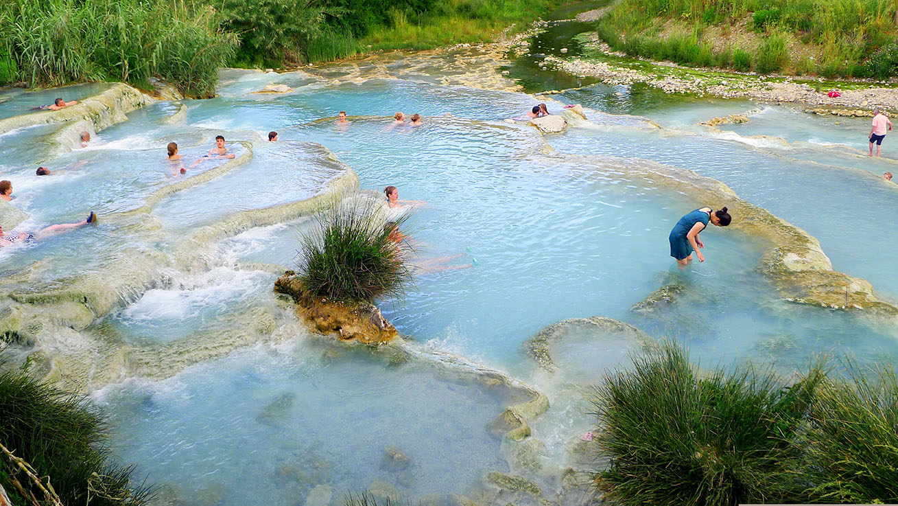 Thermalquelle Cascate del Mulino bei Saturnia in der Toskana