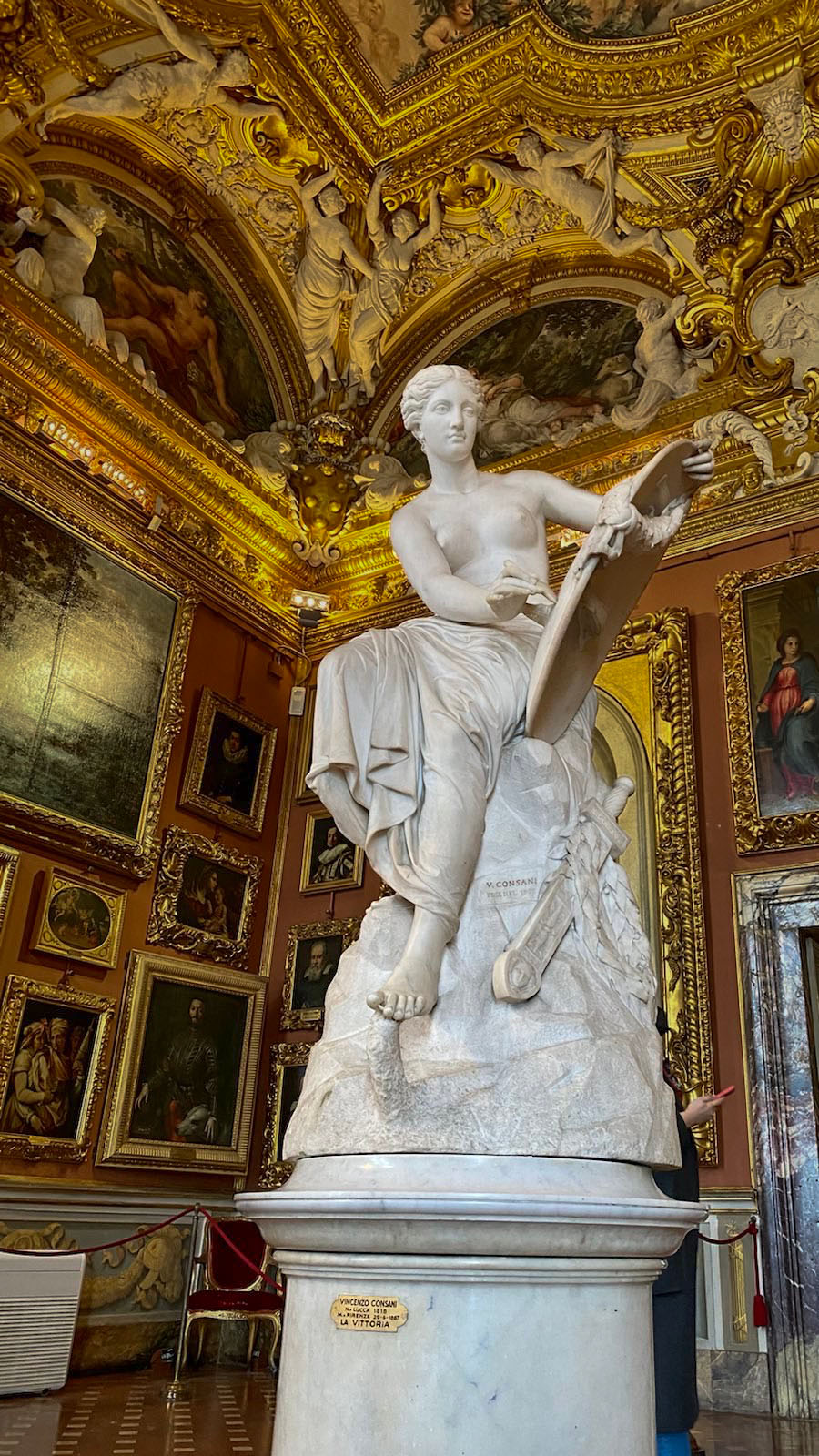 Skulptur von Vincenzo Consani im Jupitersaal - Palatina Galerie, Florenz